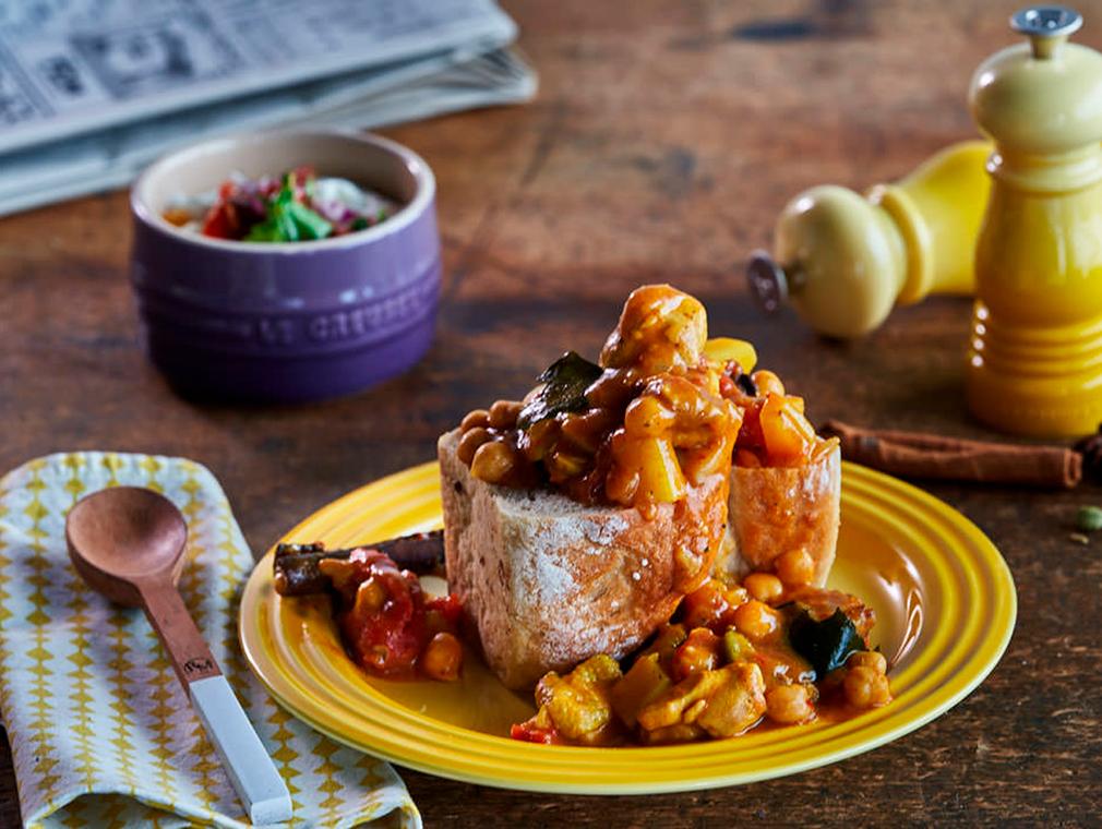 Bunny Chow nadziewany kurczakiem