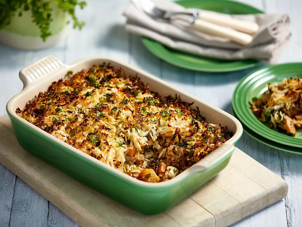 Zapiekanka Rosti z cheddarem, jarmużem i orzechami włoskimi