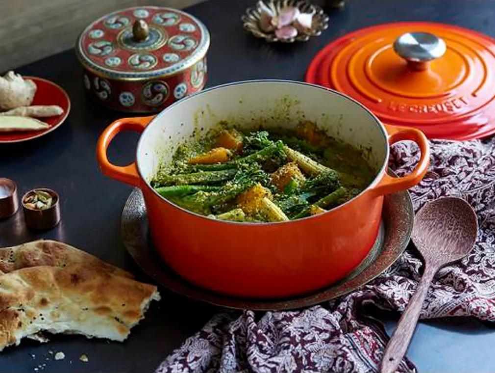 Curry warzywne z pistacjami i czarnym pieprzem