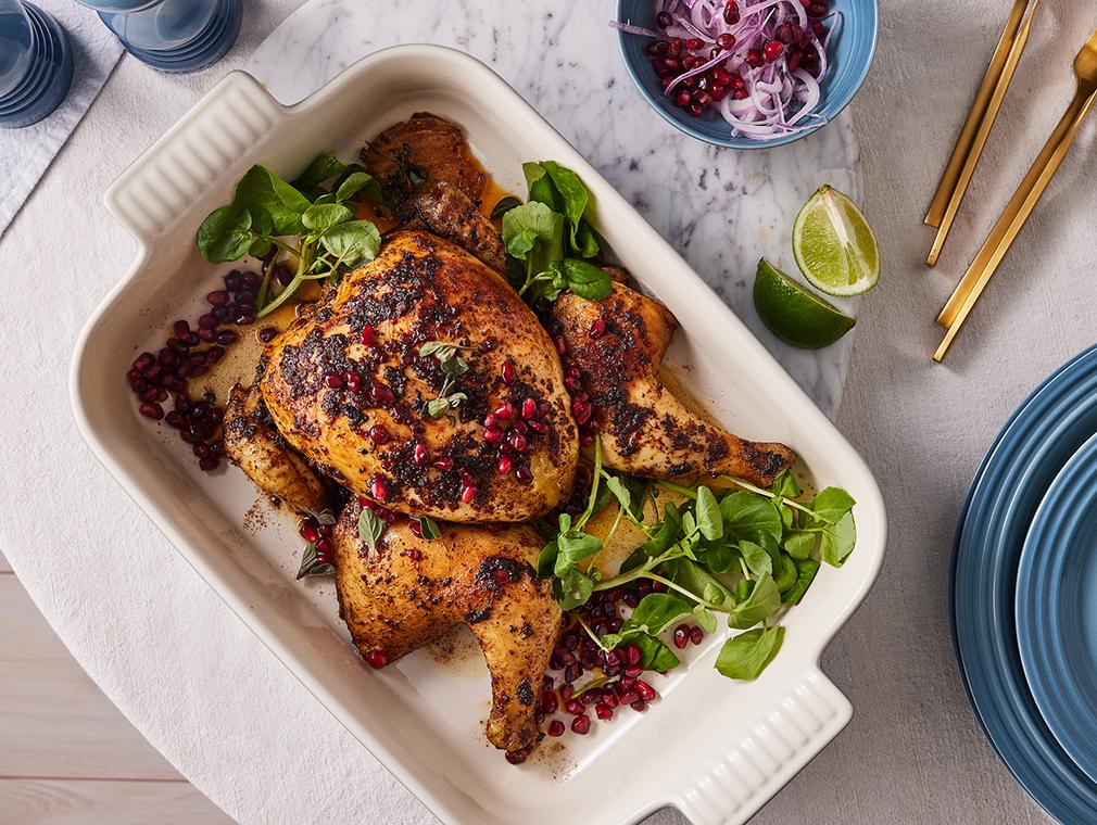 Kurczak pieczony z pastą harissa i granatem